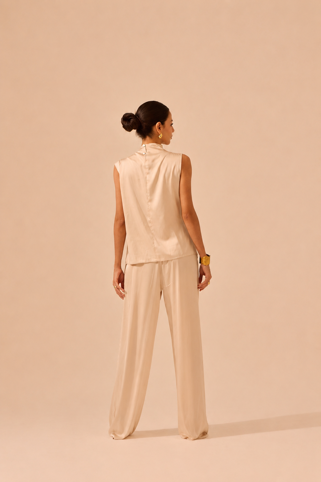 Aura Set view 3